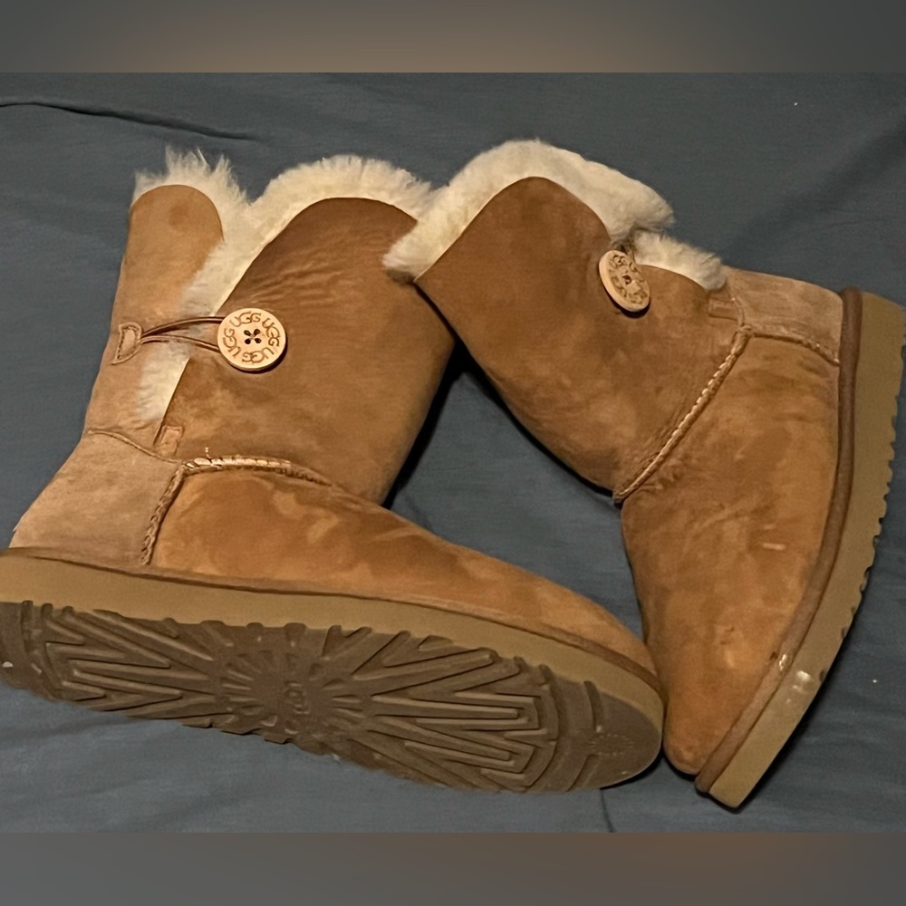 Ugg Bailey Boots